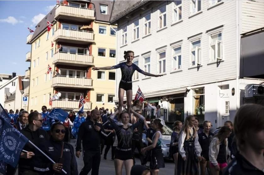 Koselig Leilighet I Narvik Sentrum 5 Soveplasser Gratis Parkering Og Gratis Internett Ngoại thất bức ảnh