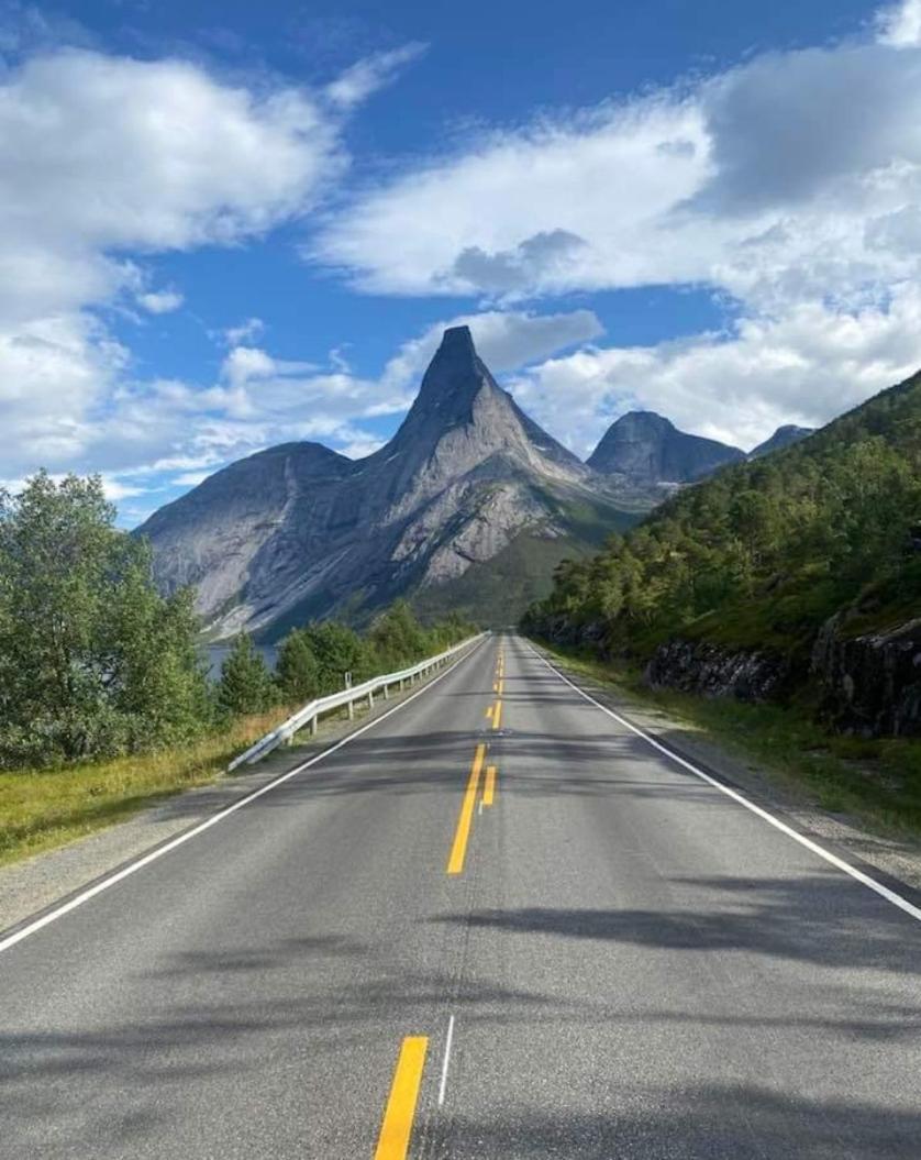 Koselig Leilighet I Narvik Sentrum 5 Soveplasser Gratis Parkering Og Gratis Internett Ngoại thất bức ảnh