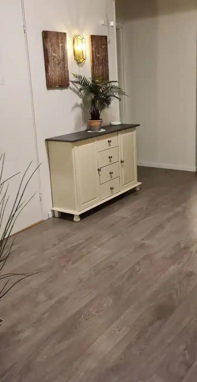 Koselig Leilighet I Narvik Sentrum 5 Soveplasser Gratis Parkering Og Gratis Internett Ngoại thất bức ảnh